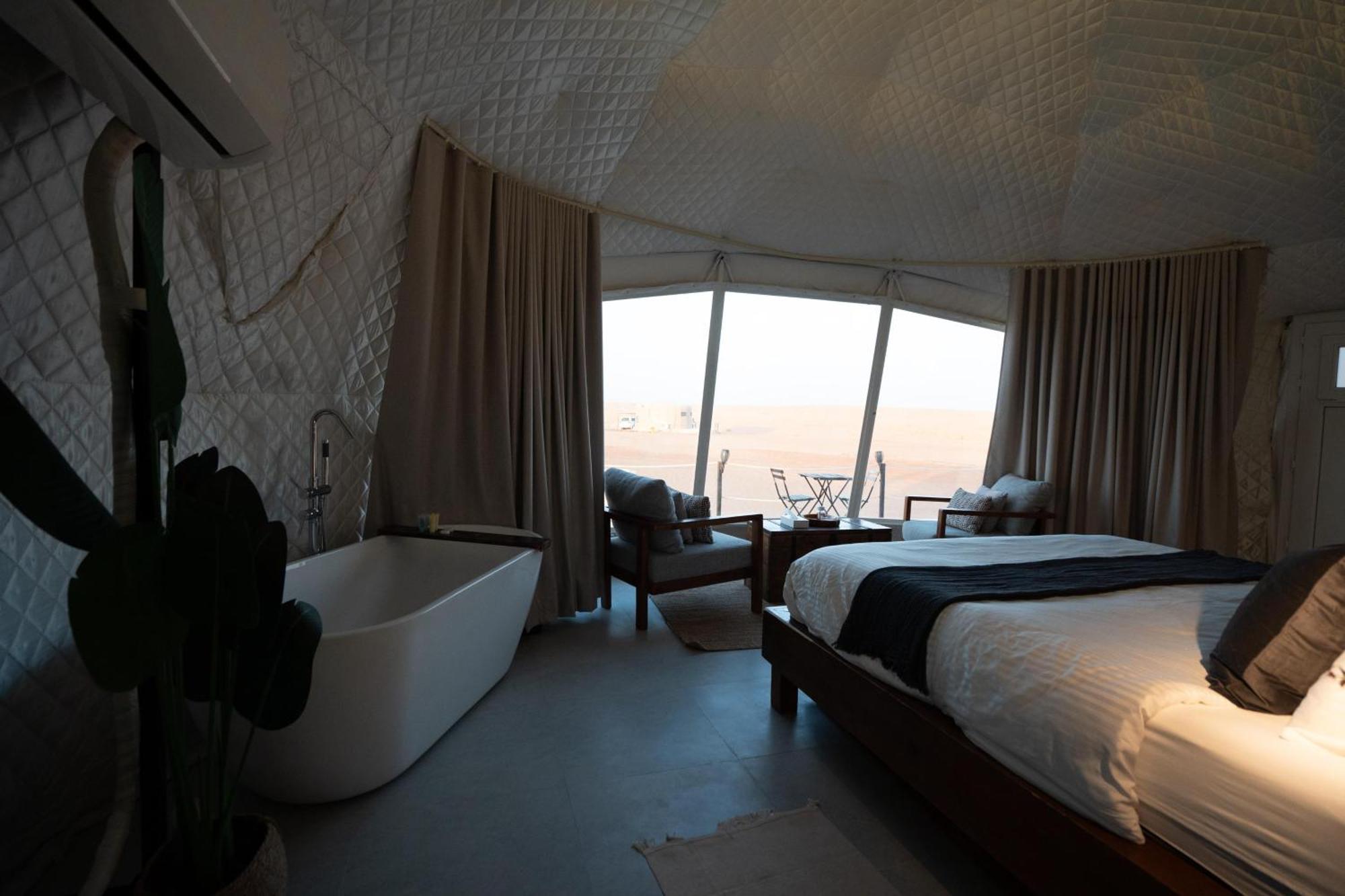 Starry Domes Desert Camp Badīyah 外观 照片