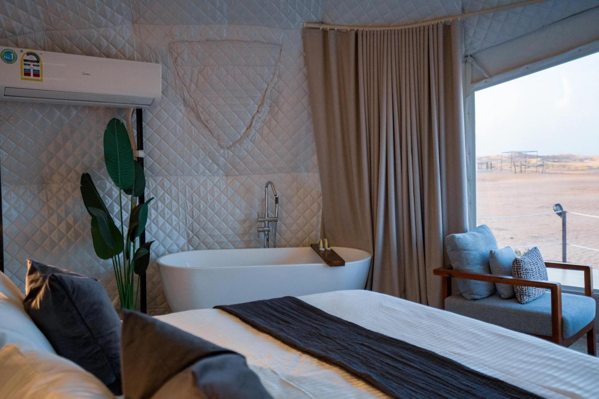 Starry Domes Desert Camp Badīyah 外观 照片