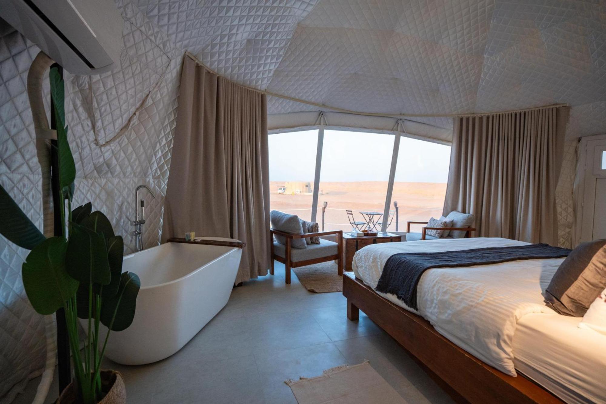 Starry Domes Desert Camp Badīyah 外观 照片