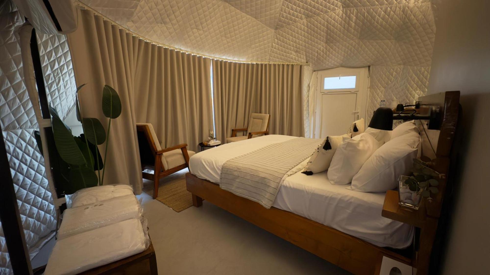 Starry Domes Desert Camp Badīyah 外观 照片